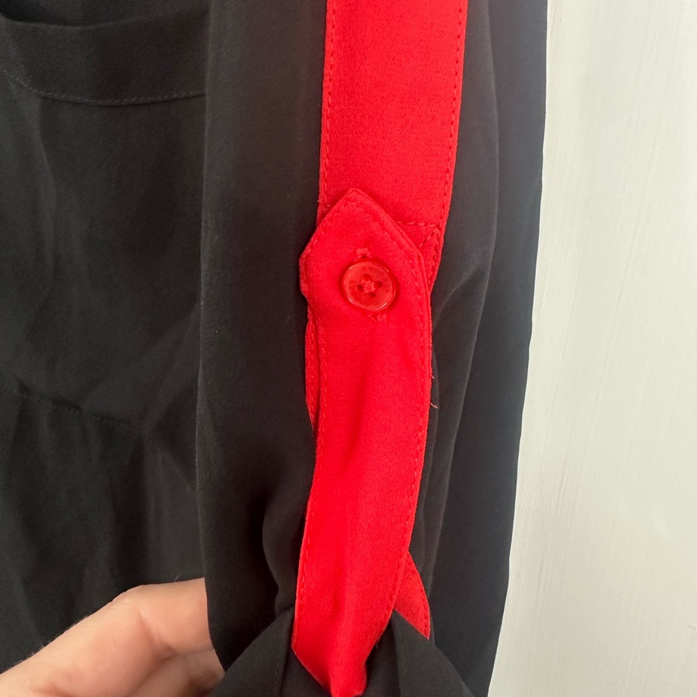 EXPRESS Black and Red Slim Fit Portofino Shirt (Size XL) - Picture 4 of 5